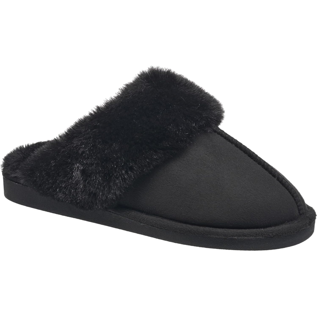 Black slippers